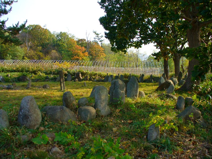 Site in Hokkaido Japan: It is believed that there was a burial ground of a group of peoples here.
