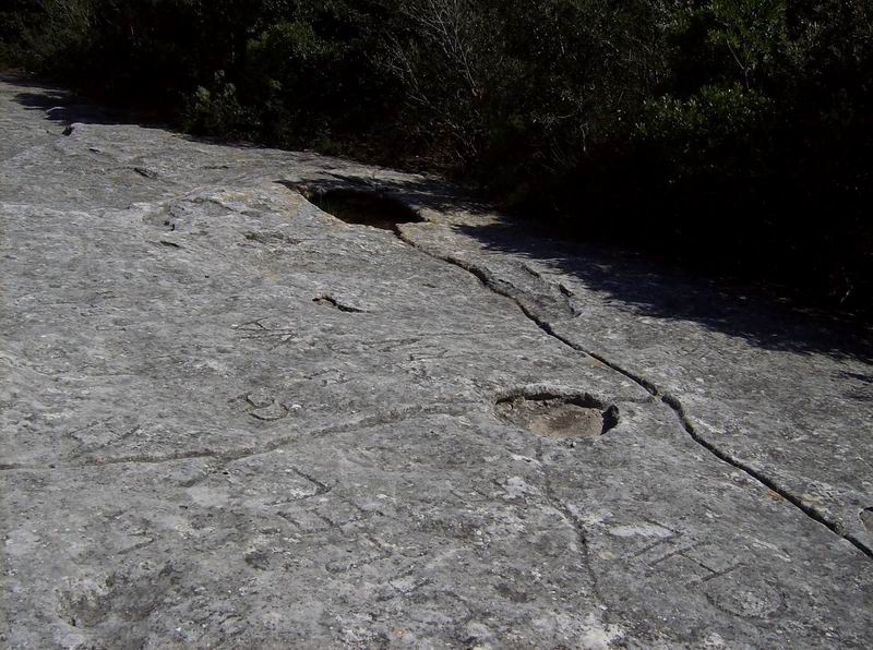 Photo 2: Engraved rocks at Ciappu de Cunche