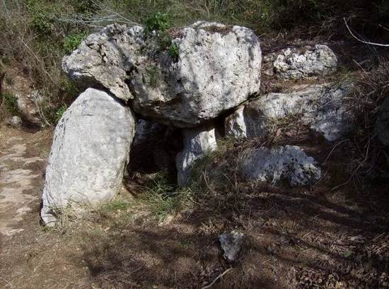 Monticello Dolmen