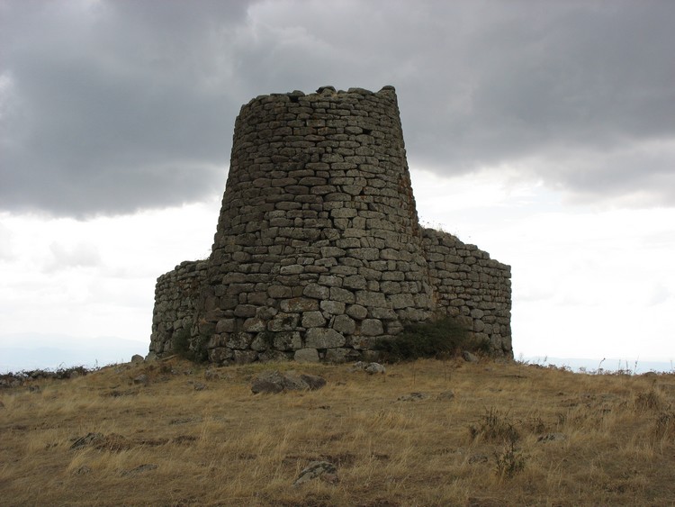 Orolo Nuraghe (Bortigali)