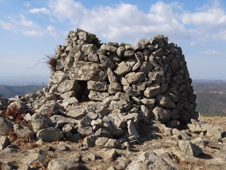 Sa Domu 'e S'Orcu Nuraghe