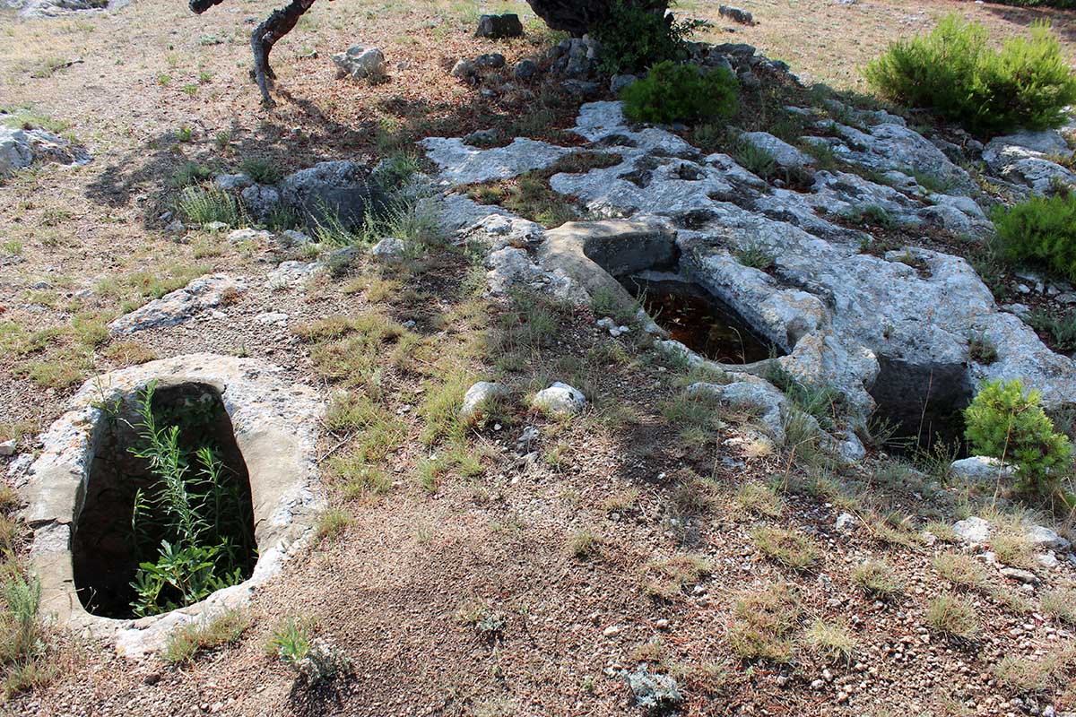 Monte Saraceno Necropolis