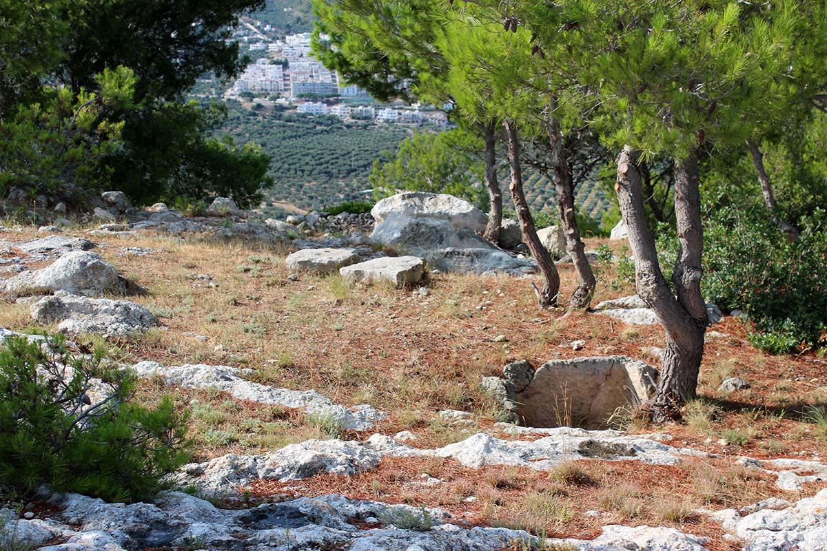 Monte Saraceno Necropolis