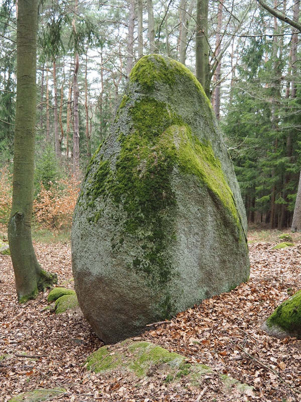 The stone has triangular shape from other side.