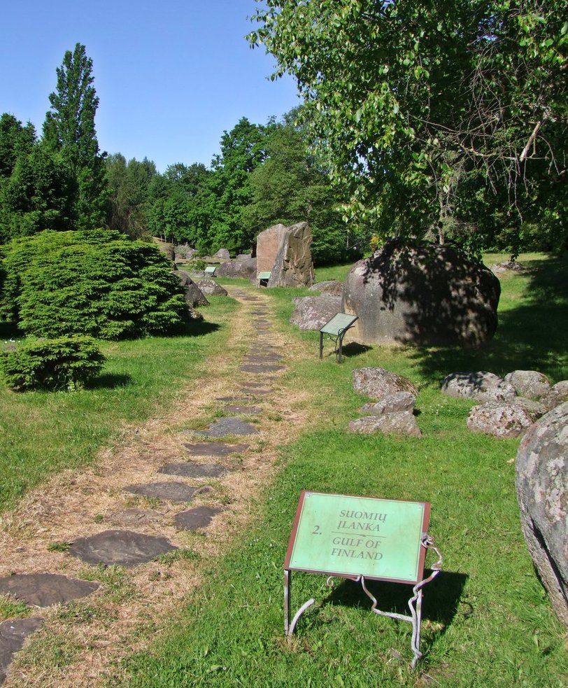 Groups of stones, sometimes individual stones, are labelled.  June 2015.

