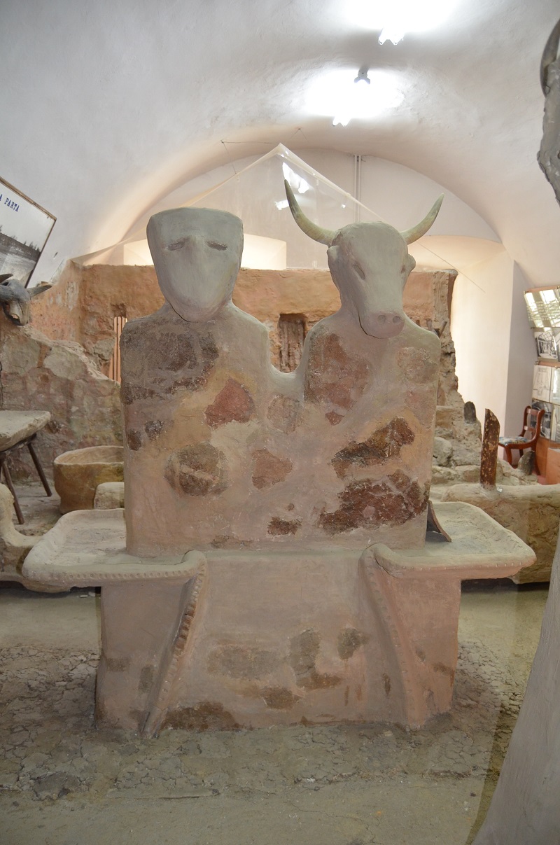 The altar with the bull and female heads on it. They faced the sunset at the equinoxes.

