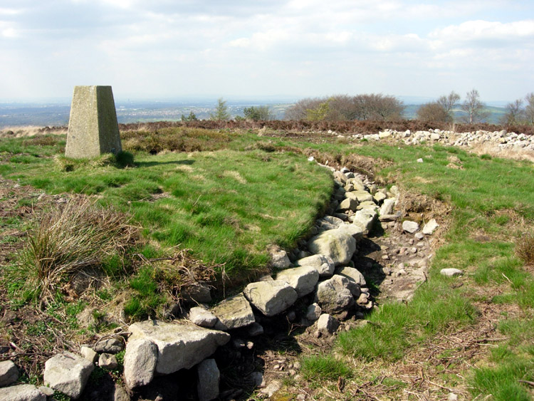 Since Vicky's contribution, Shaw cairn on Mellor Moor has been excavated by the Mellor Archaeological Trust in 2008. Details can be found on their website. This is now considered one of the most important late Neolithic/early Bronze age burial sites in Greater Manchester.