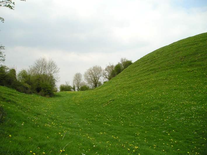 Maes Knoll Hillfort, Norton Malreward, North Somerset, ST600660. 

The western end of the fort is made across a narrow neck of the ridge of high land, and consists of a massive ditch and bank, known as “The Tump”, which must be 15 metres high from the ditch to the top. 

This is looking north from the ditch below the Tump