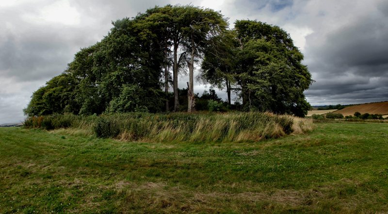 East Kennett longbarrow