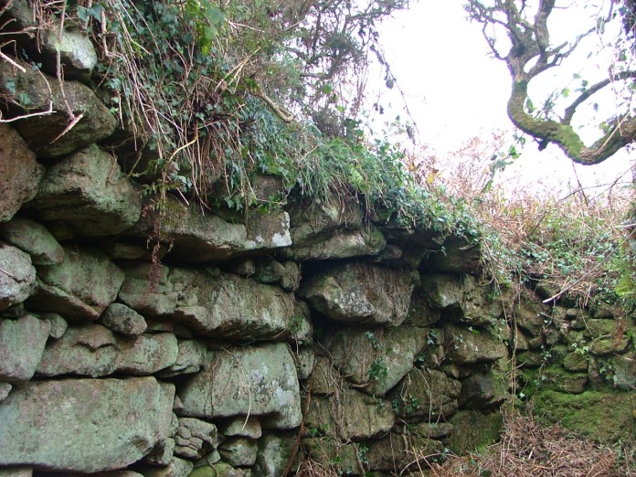 The northern end of the passage showing the corbelling.