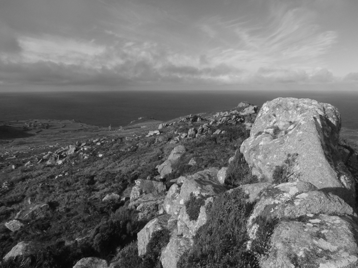 Looking along the spine of Carn Galver and down toward the engine houses, Bosigran and the Atlantic