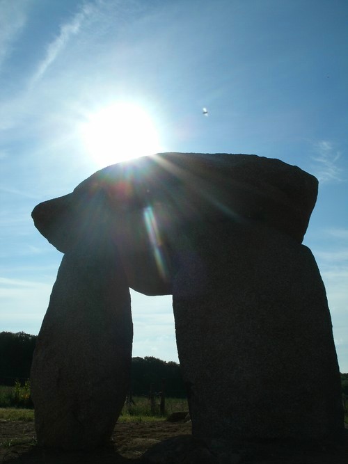 Carwynnen Quoit, For me the photo that captures best the feeling of the wonderful day when the capstone was put back in it's rightful place.