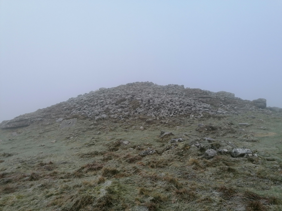 Rippon Tor cairn C1 on the top of the tor, in the freezing fog of a December day