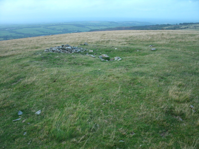 Longstone hill cairn