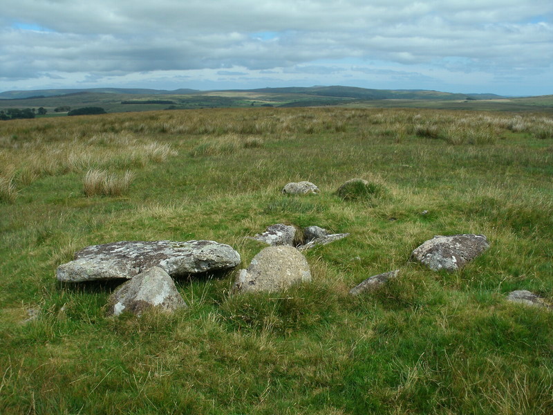 Crock of Gold cairn circle and cist.