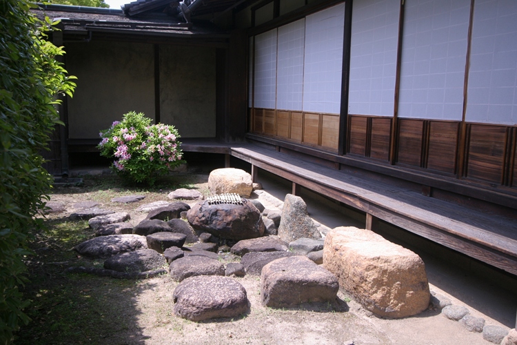 Kōnoike Shinden hall