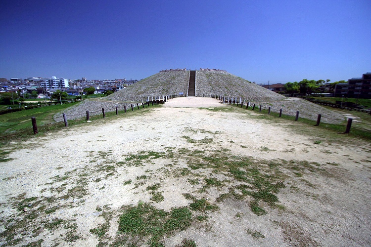 Goshikizuka Kofun