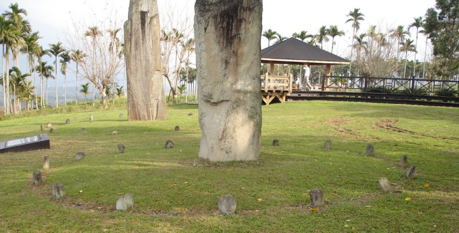 Sabat Stone pillars