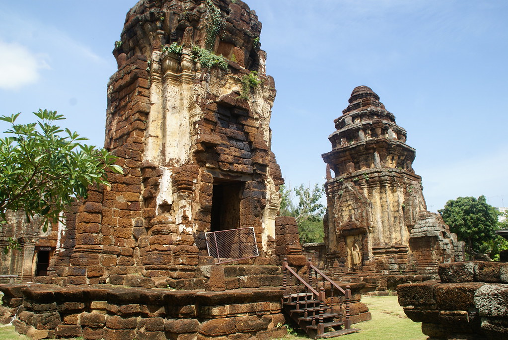 Wat Kamphaeng Laeng