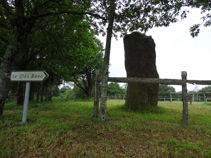 Menhir de Clos Bono