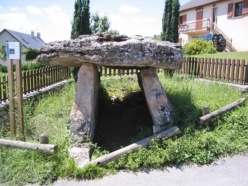 Dolmen La Chazelle Notre-Dame