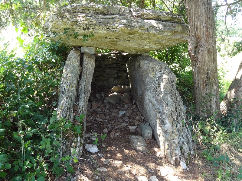 The simple dolmen on June 14, 2017