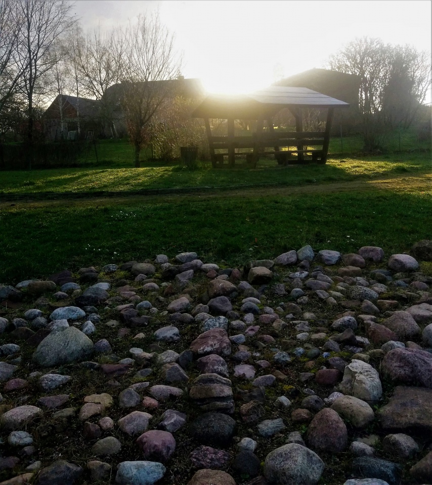 One of the rays in the stone circle is directed towards the sunrise at the spring equinox.
It would have been a nicer experience at the original location.

Photo by Bøddel