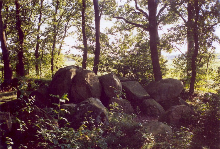 Laehden Steingrab 1