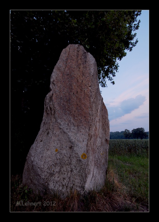 A nice, but modern standing stone which was set-up few metres east of Hexenstein Schalenstein. Height appr. 1,5m.

June 2012