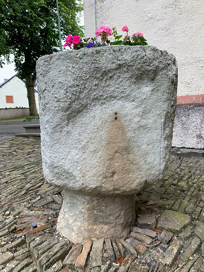 Menhir von Eschfeld