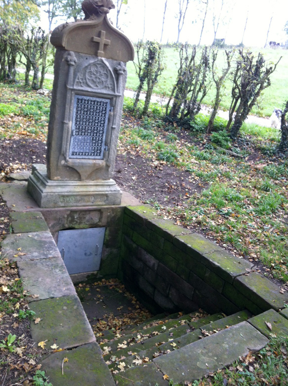 Photo of the holy well, taken in Oct. 2014.