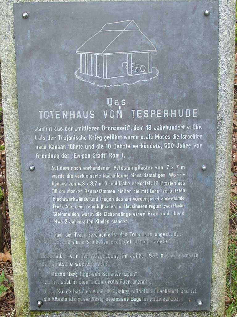 Totenhaus Tesperhude 
This explains the 'Totenhaus'.. 