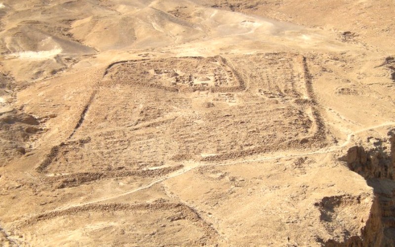 Masada

 Roman siege camp
