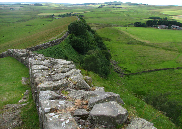 Roman Gallery. Looking West, towards Cawfields, at one of the highest points of Hadrian's Wall.

The sheer drop on the right, is to the North (or Pictish side).

Barbarians to the right - Roman-occupied Britain, to the left - at least beatween 122 and 410AD!