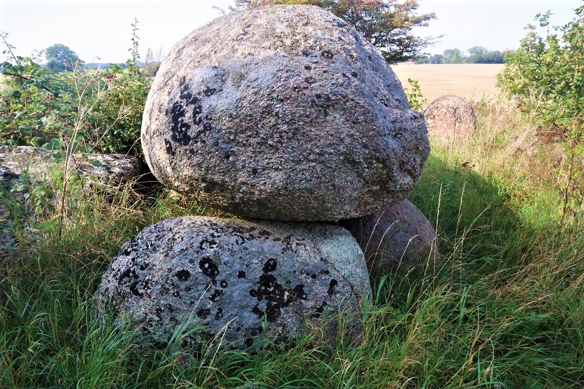 Nysted Jættestue 2. Foto sep. 2020