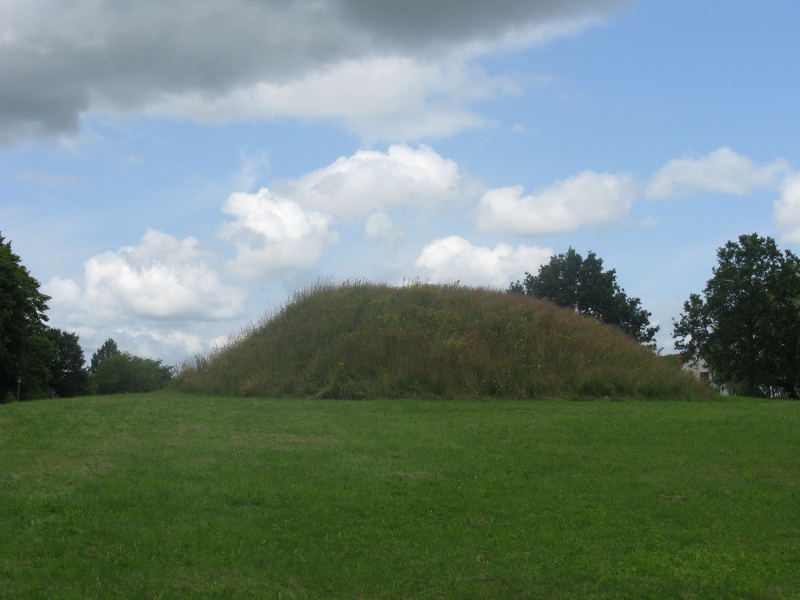 Gravhøj ved Højby