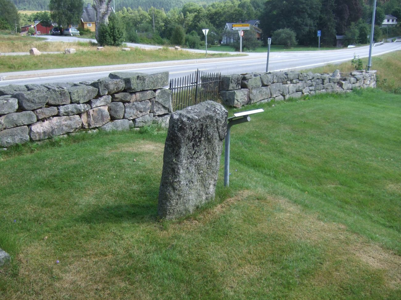 Lande Runestone