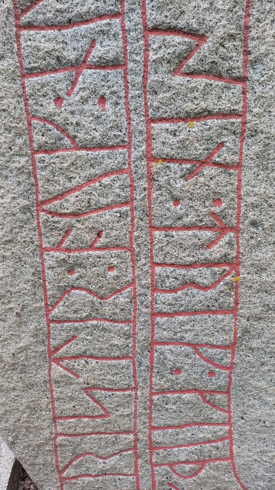 Closeup of the runes.
March 26, 2023