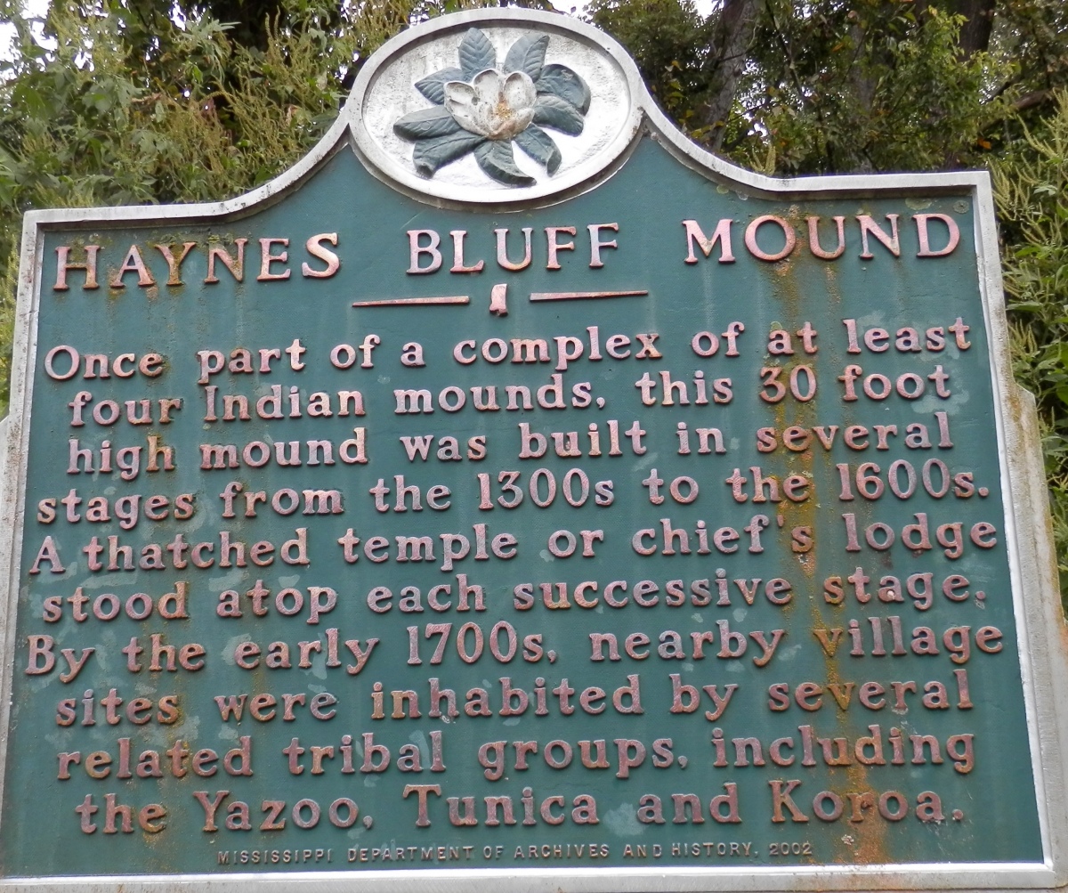 Haynes Bluff Mounds [Haynes Mound Complex] Artificial Mound : The ...