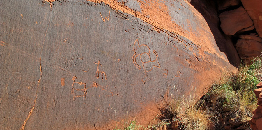 Glen Canyon - Descending Sheep Panel Petroglyph Site