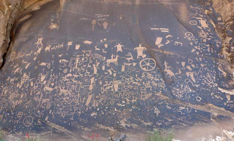 Newspaper Rock State Park