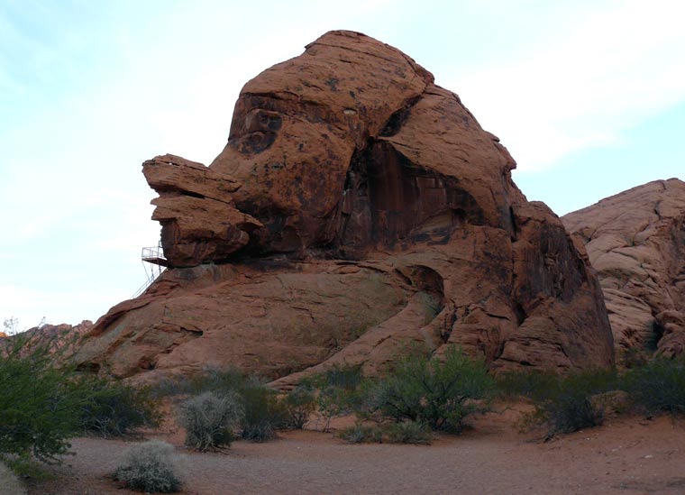 Valley of Fire - Atlatl Rock