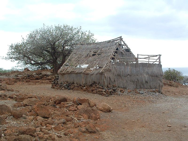 Recreation of typical housing at the ancient site.  Photo credit:  Wiki (Jimonthebeachinkona).