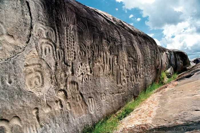 Site in Paraíba State, Brazil.
Source: http://www.geocities.com/ps7jn_joca/cabaceiras_apn_abril2006_a_002.jpg
Author:  Jp.Juarez
Date: 24 February 2006
