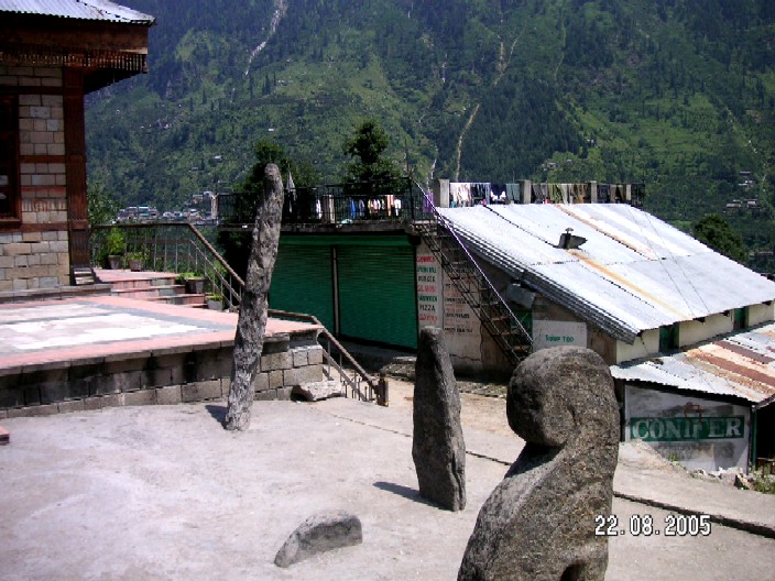 Manu Maharishi temple ,old Manali 

Ancient standing stones, statues and samadhi stones in 2nd use in the renovated temple.