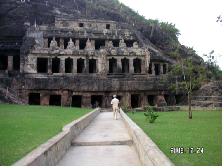 Undavalli cave temple, Guntur district, Andhra Pradesh