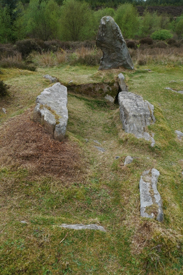 southern cairn chamber from east