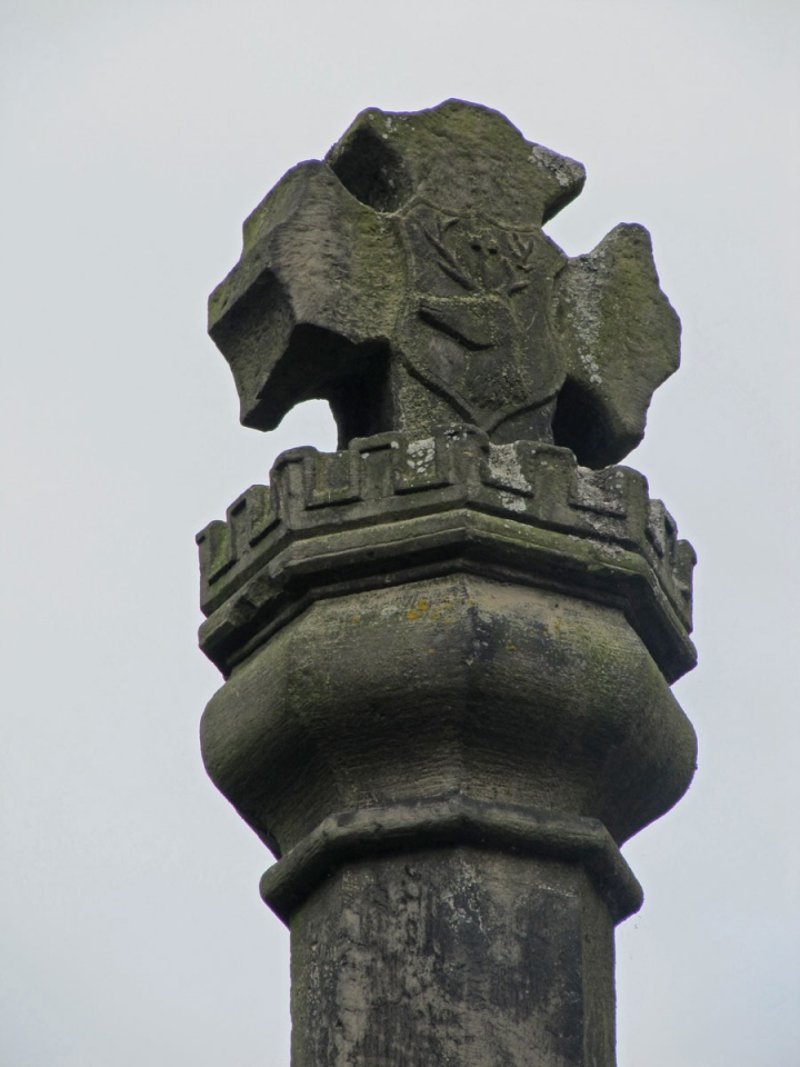 Canongate Mercat Cross
