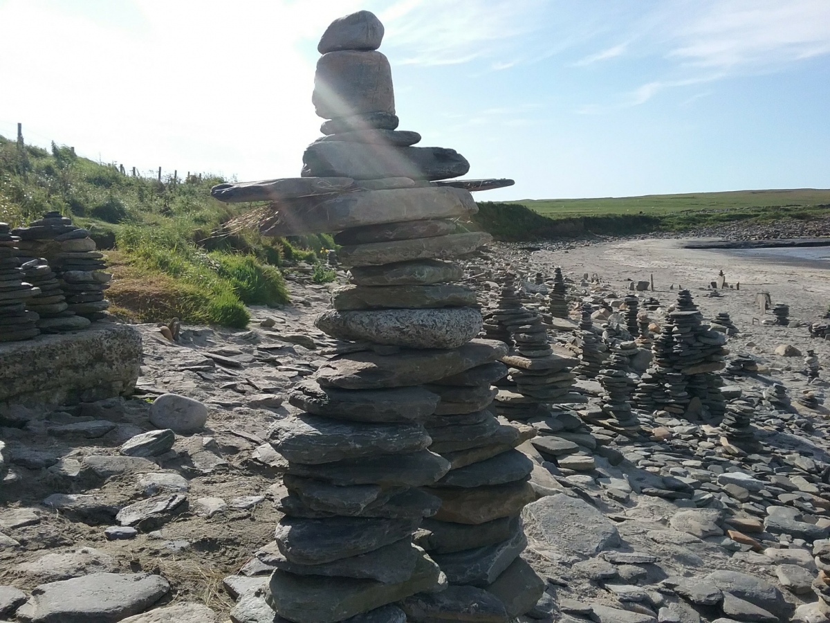 Thought I'd have a go at pebble towering on Skara Brae beach 😁