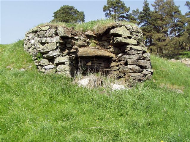 Lime Kiln with possible stone used as lintel